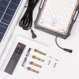 Proyector LED Solar 40W 4000Lm Sensor_Control Remoto Panel:5V 15W Batería: 3,3V 12.000Ma [LUM-MJ-DW901]