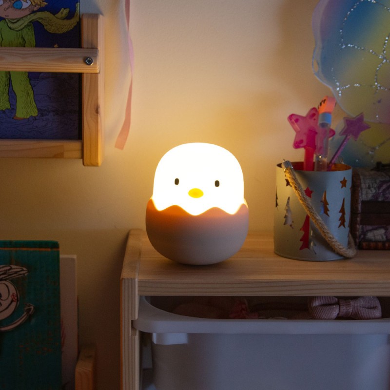 Lampara nocturna de mesa LED Infantil quitamiedos y recargable \"Chicken\"