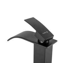 Grifo Lavabo Latón/Zinc, Negro, Agua Caliente-Fría, Latiguillos, Caño Alto, Monomando [QLI-FA-4106]