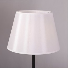 Lámpara de Mesa \"Ibb\" [SKD-T1015]