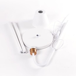 Lámpara de Suelo \"Wayne\" [SKD-F020-W]